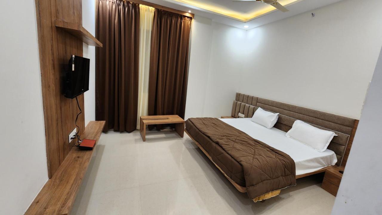 فندق Aanandam Greens Sehore المظهر الخارجي الصورة